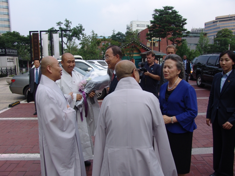 2011.08.10_반기문 총장 예방 (18)